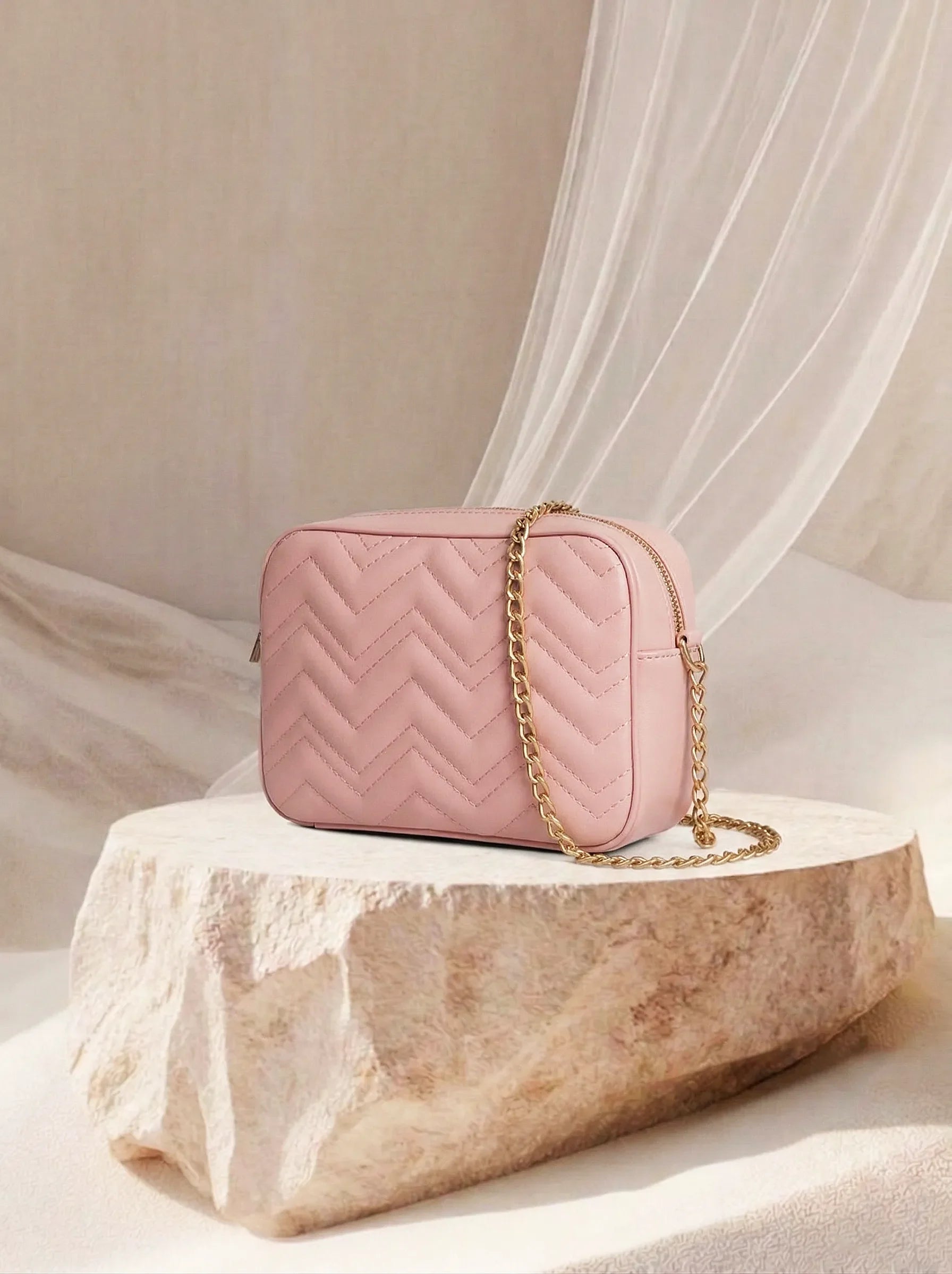 AURA  PINK