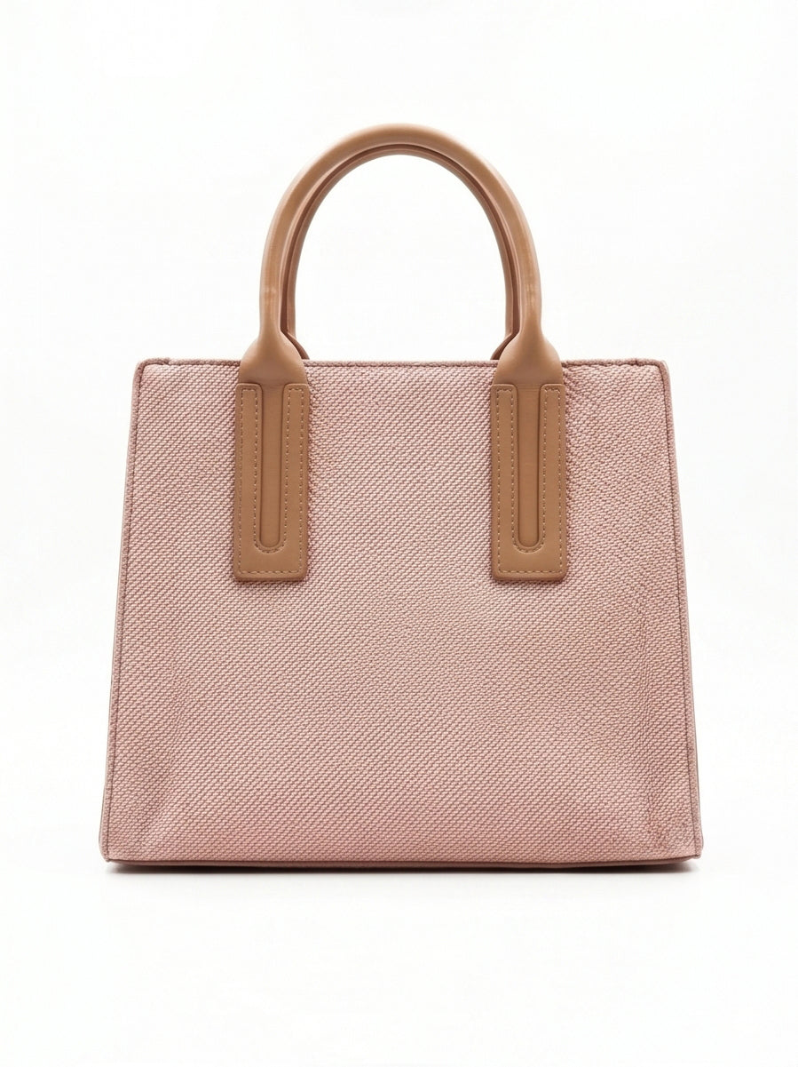 Amelia Pink