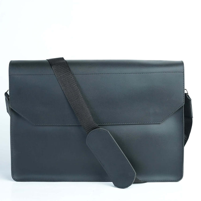 Laptop Bag Black Vertical - Leftover
