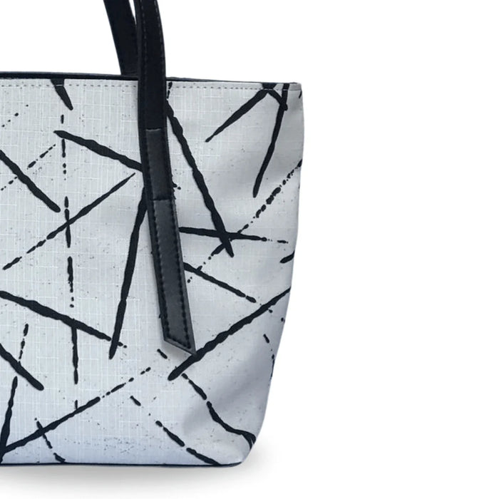 Grid Tote