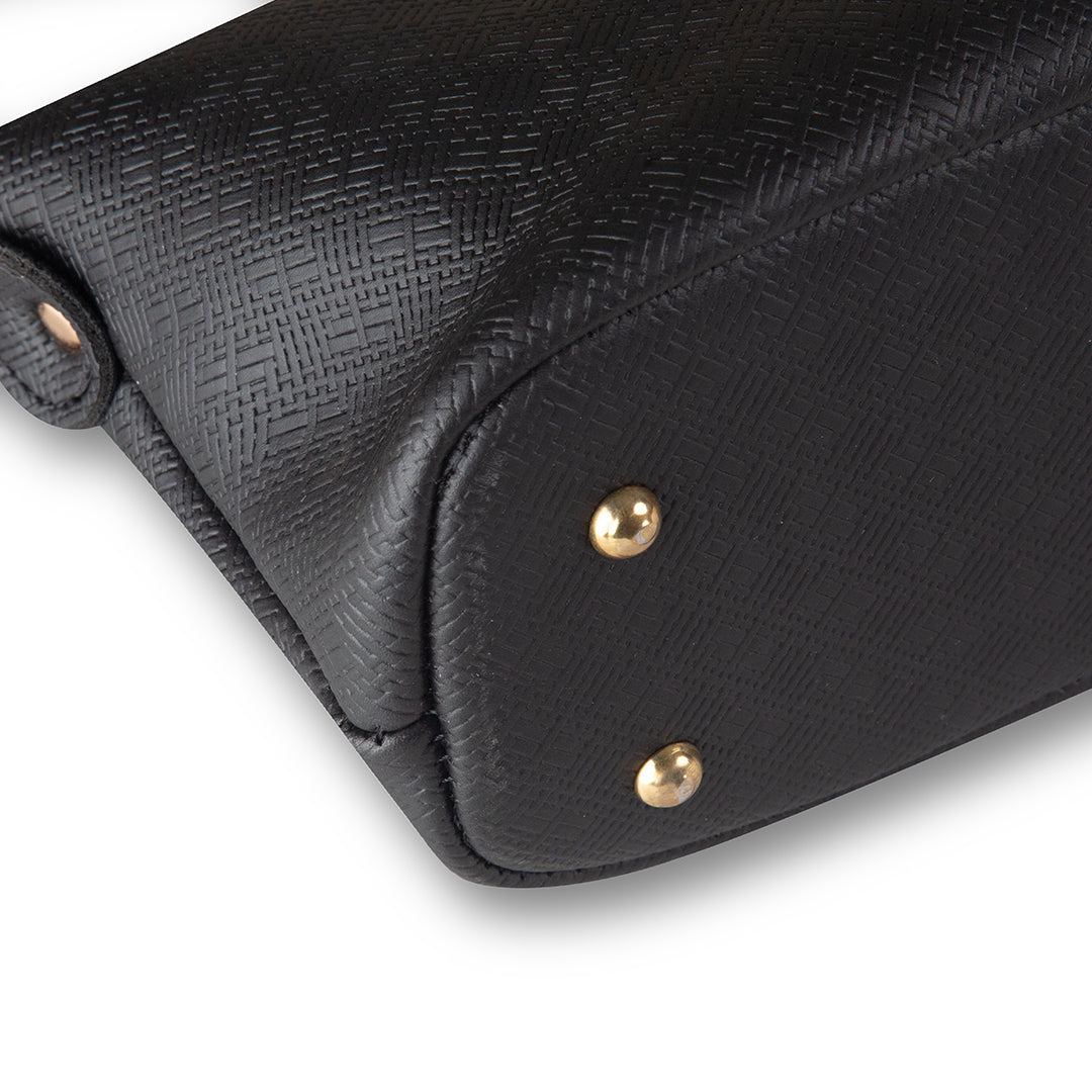 BOLT BLACK