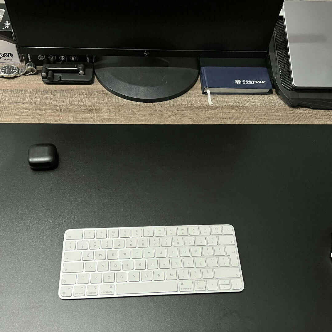 DESK MAT BLACK