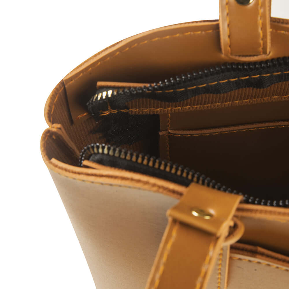 KAREN BROWN - Bag X