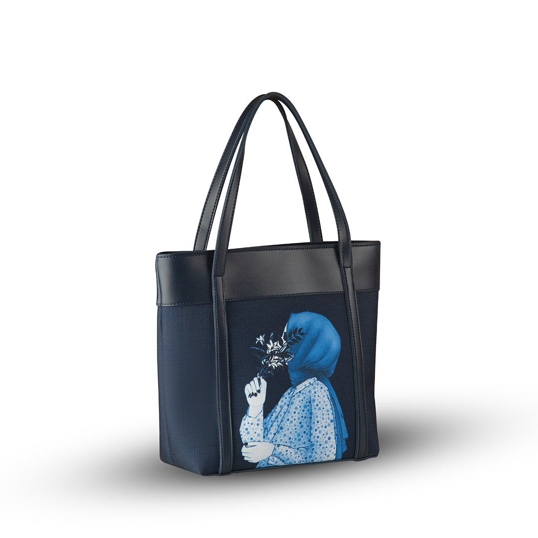 BELLE BLUE
