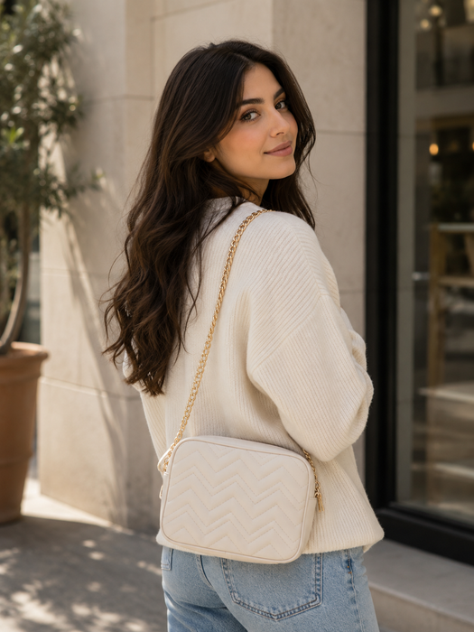 Aura White