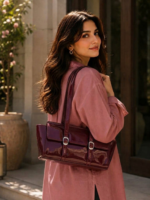 Amour Maroon