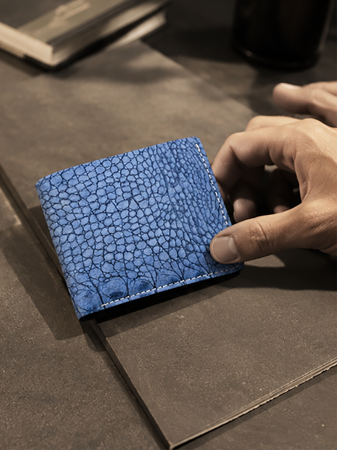 Crazy Horse Leather Wallet Crocodile Blue