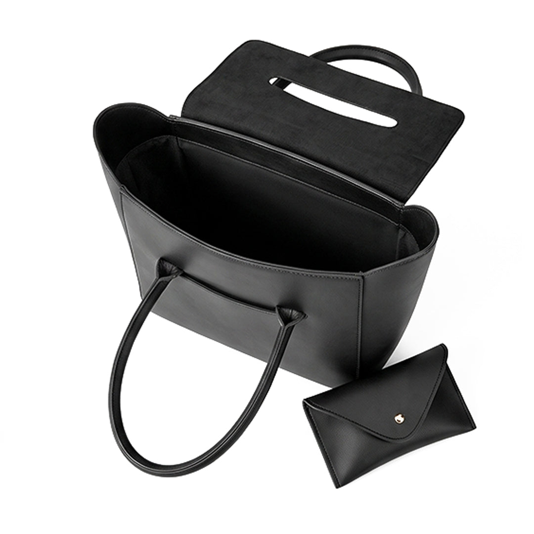 Amara Black