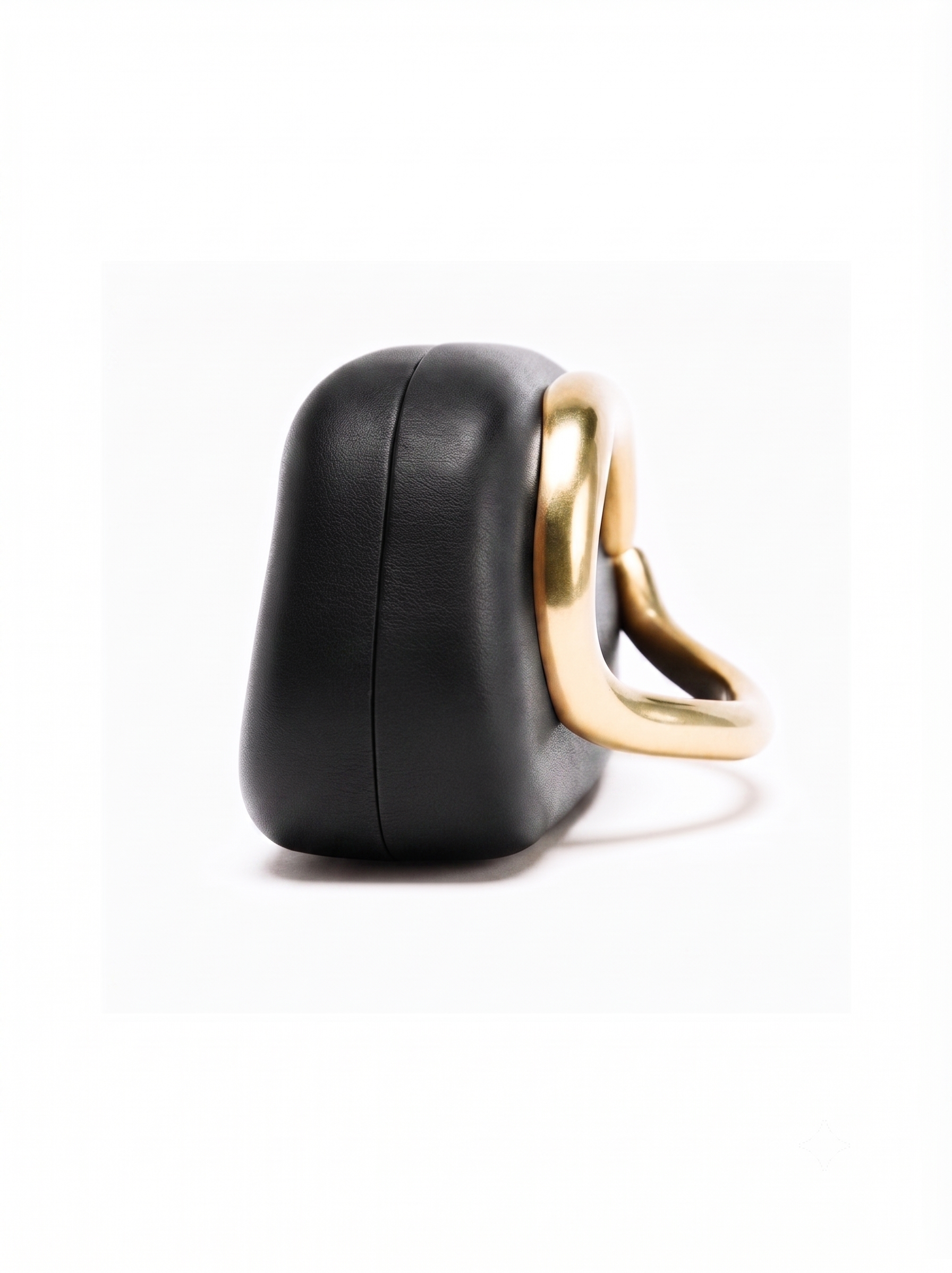 Cove Black